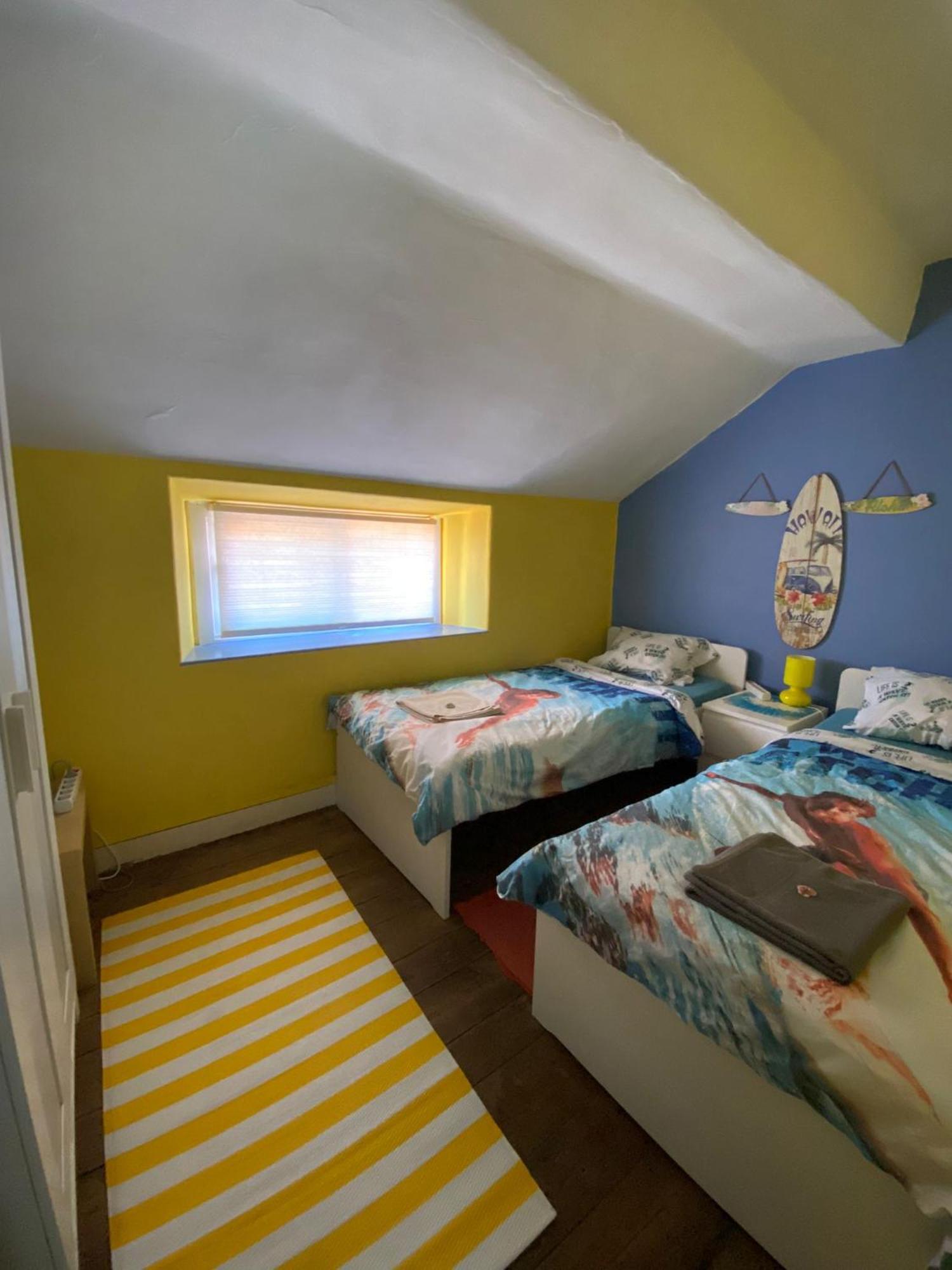 The Paintshop Hostel 피게이라다포즈 외부 사진